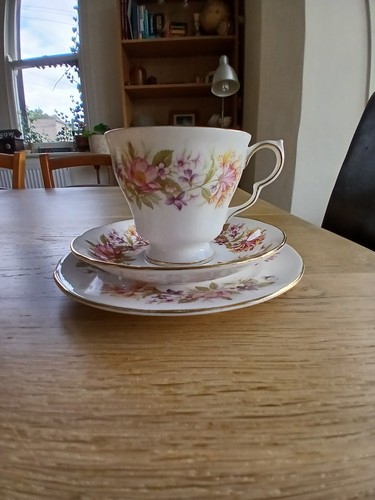 Wayside colclough bone china - wayside,