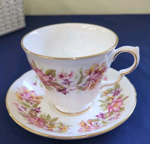 Colclough wayside tea cup - wayside,,